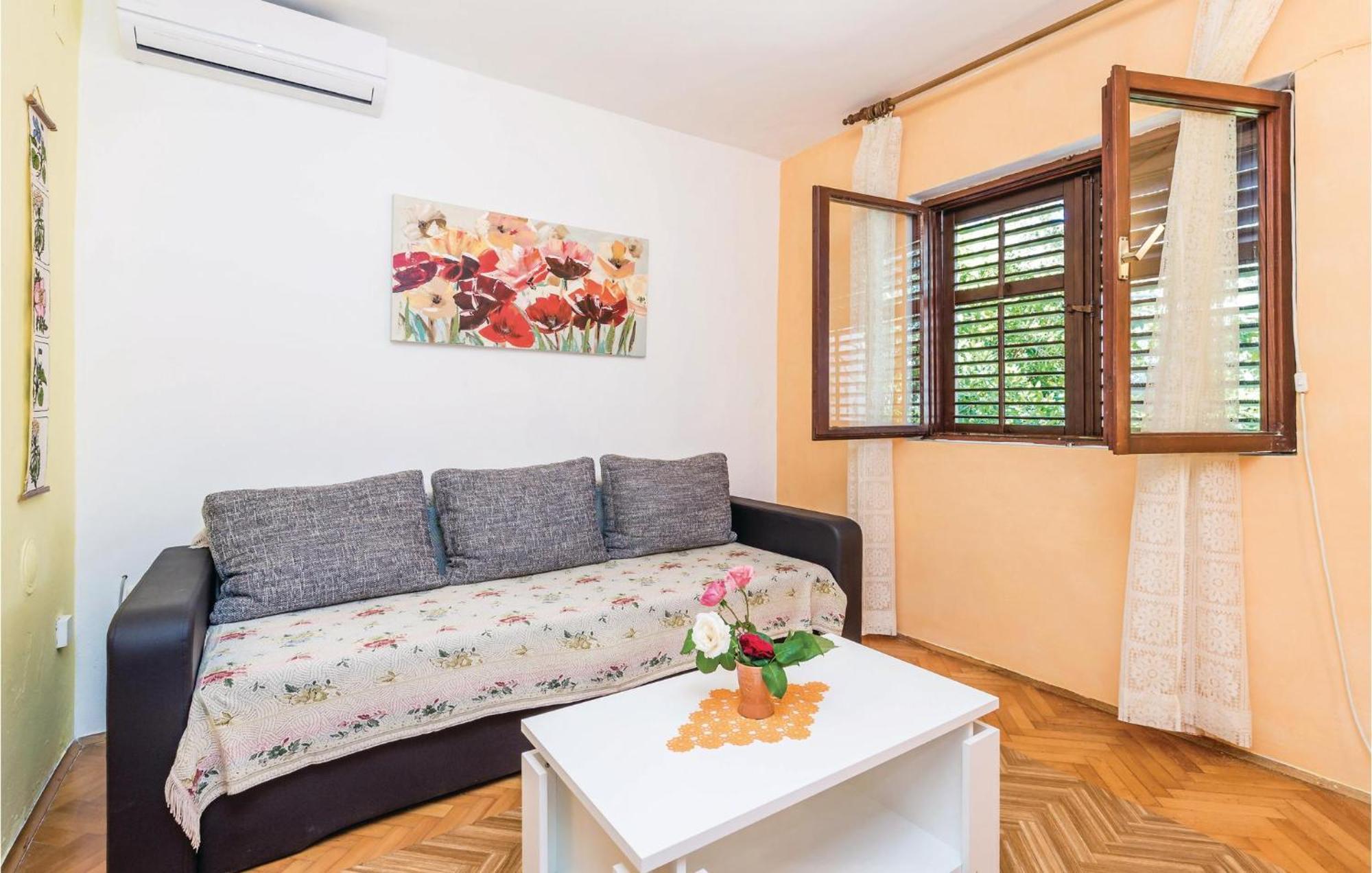 Stunning Apartment In Barbat-Rab With Wifi Barbat na Rabu Esterno foto
